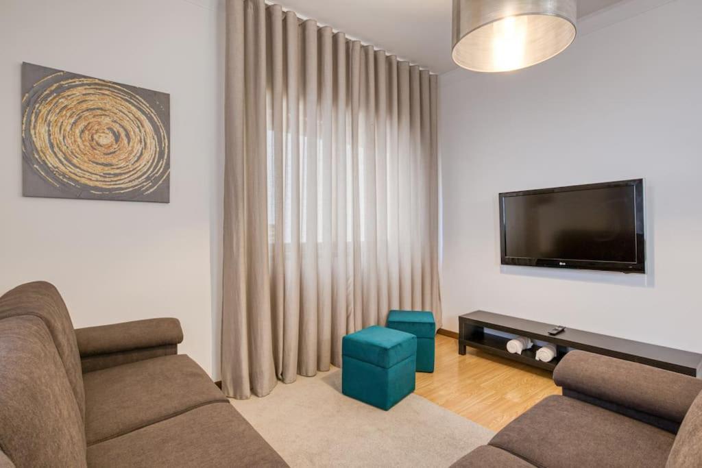 Spacious House In Porto For Family And Friends Maía المظهر الخارجي الصورة