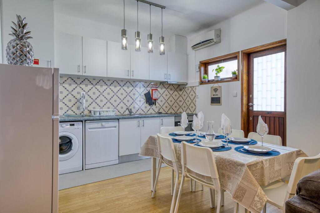 Spacious House In Porto For Family And Friends Maía المظهر الخارجي الصورة